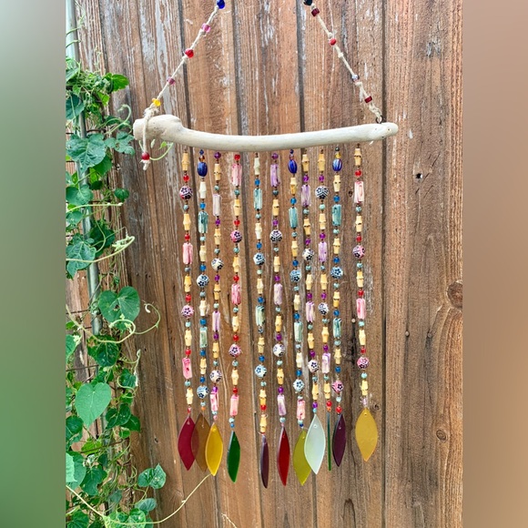 NEW! Rainbow Glass Wind Chime Sun Catcher Mobile Retro Floral Beads & Driftwood - Picture 1 of 11